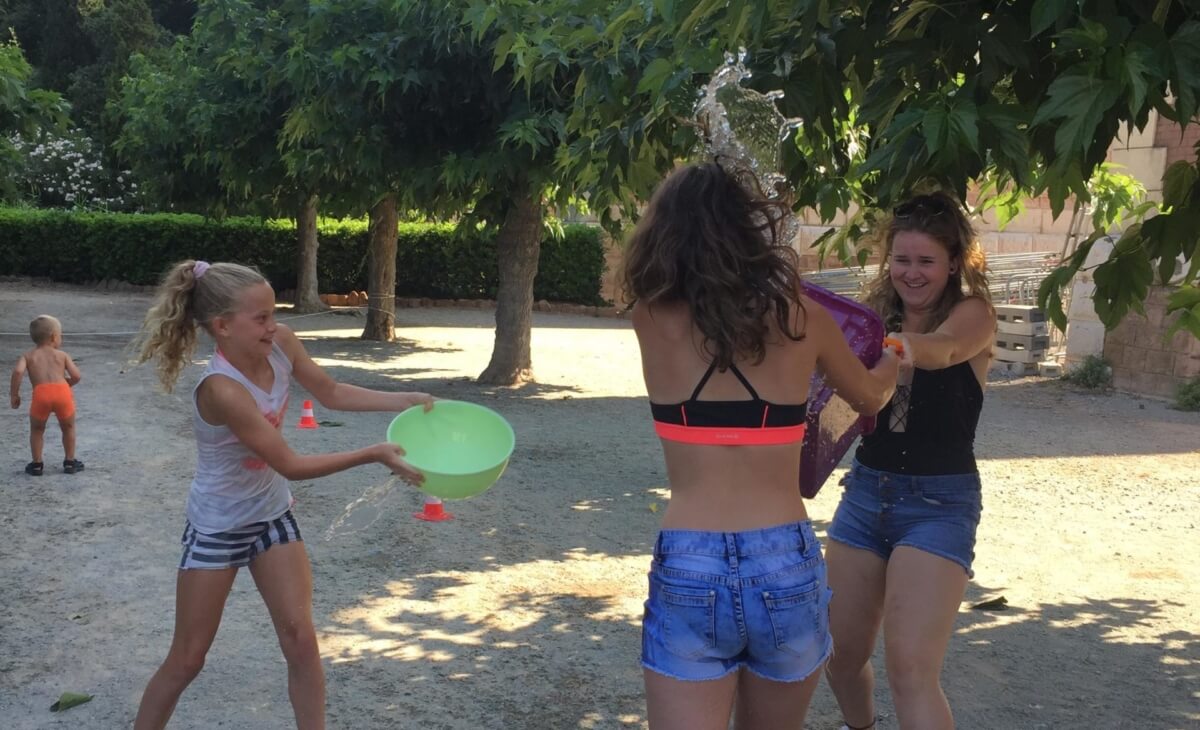 Jeu de Frisbee au Camping Azur Rivage