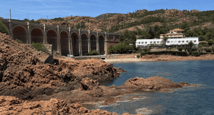 Juillet au Camping Azur Rivage : vivre la Corniche d’Or autrement